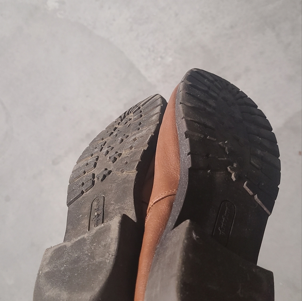Boots - Picture 3 of 4